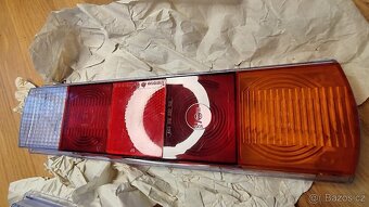 Škoda 100 110r nové kryty Zadních Světel - 4