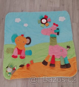 Dětská hrací deka s hrazdičkou - 4