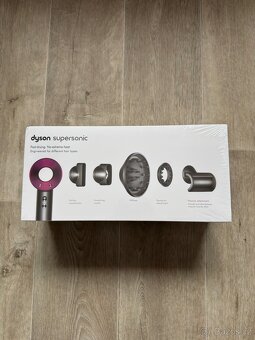 Dyson Supersonic Fén na vlasy - 4