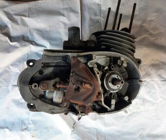 Motor Jawa čz 175 - 4