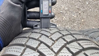 Zimní pneu 185/60/15 Bridgestone - 4