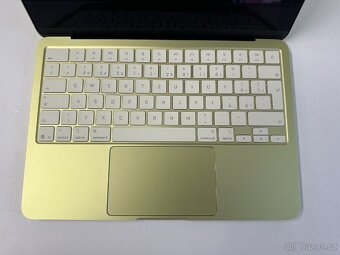 Macbook Neo - 4