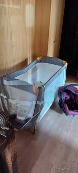 prodám starší Autosedačku+dětskou postýlku - 4