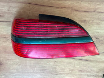 Peugeot 406 sedan zadne lave svetlo zelene - 4