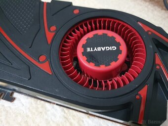 Vadná AMD Radeon R9 290 4GB GDDR5 512-bit - 4