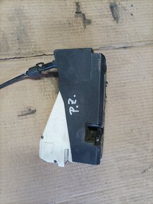 PZ ZAMEK VW SHARAN - 4