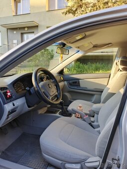 Kia Cerato 1.6 77kw 2004 - 4