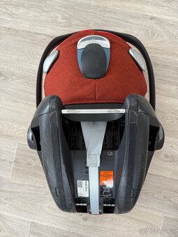 Cybex Cloud Q Platinum + 2 x Zakladna Base Q - 4