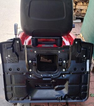 Zahradní traktor Vari - 4