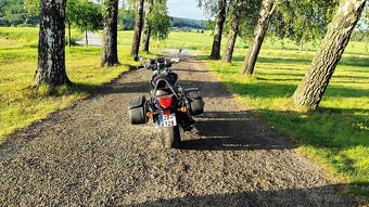 Suzuki Intruder M1800R - 4