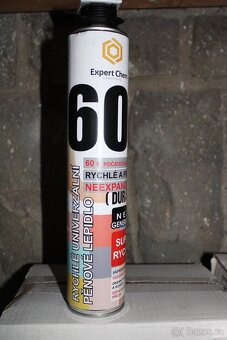 Rychleschnoucí pěnové lepidlo PANZER 60sekund 750ml - 4