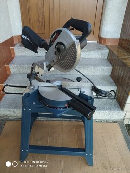 Prodám VELKOU pokosovou pilu s posuvem Einhell KGSZ 300 UG. - 4