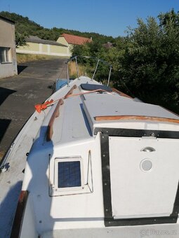 Kajutová plachetnice, dvoukýlová, 6,2m, 75cm ponor - 4
