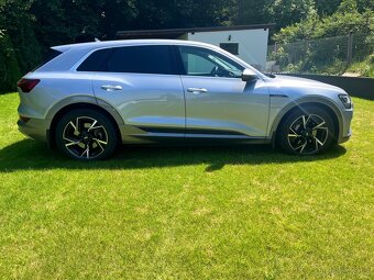 Audi e-tron 55 - 4