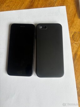 iPhone 7 - 4