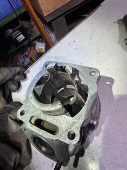 Yamaha dt 125 válec na výbrus - 4