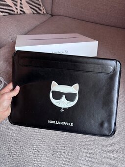 MacBook Air 13” 2017, i5, 8GB RAM, 128GB SSD - 4