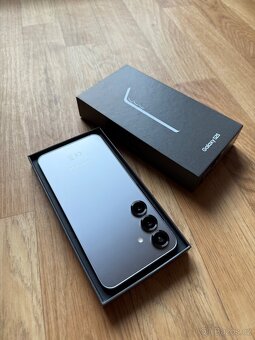 Samsung Galaxy S25 128GB Silver - 4