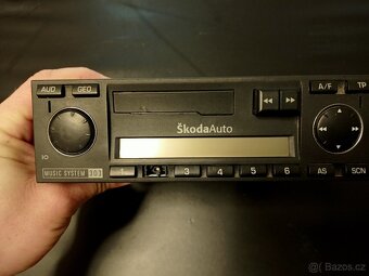 Autorádia originál na ND - 4
