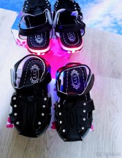 Dívčí svítící sandálky. vel.25 - 4