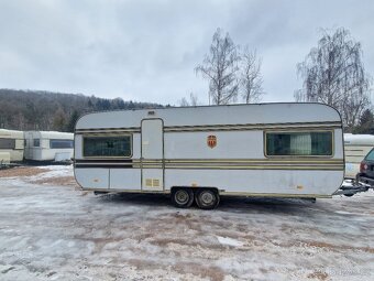 Karavan na pevné stání - 4