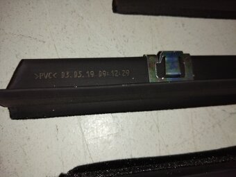 Těsnění skla Suzuki Samurai. - 4