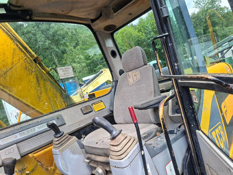 JCB JS 130 PÁSOVÝ BAGR - 4