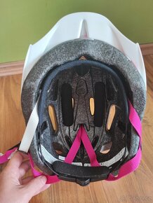 Dětská helma na kolo UVEX - 4