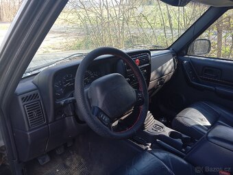Jeep Cherokee XJ - 4