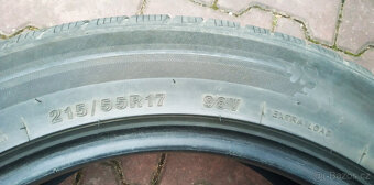 Pneu Gripmax SureGrip 215/55/17 - 4