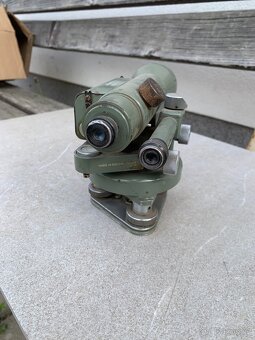 Nivelační přístroj MEOPTA NK 30x - 4