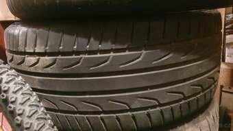 225/40 r18 gumy - 4