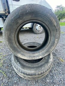 Pneu 195/70 r15c - 4