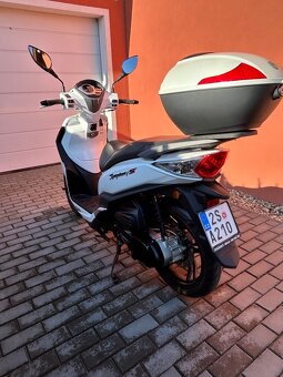 SYM Symphony ST 125 – jako nový, 2 405 km, 1. majitel - 4