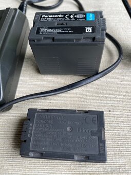 Nabíječka Panasonic - 4