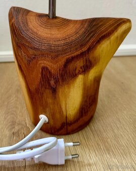 UPCYKL lampa na akátu FUNKČNÍ černý textil širm - 4