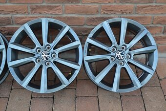 5x100 R16 Originální hliníkové disky Volkswagen Polo / T-Cro - 4