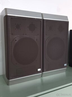 Grundig M800 - Silver - 4