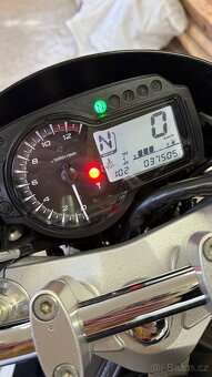 Suzuki GSR 750 - 4