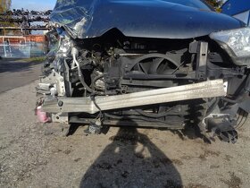 Citroen c4 1,6hdi 68kw, Rozprodám na náhradní díly - 4