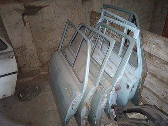 Škoda 100 plechařina - 4