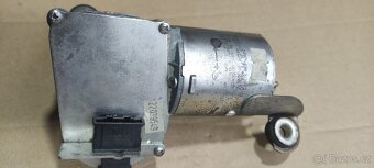 Motorek steračů škoda felicia - 4