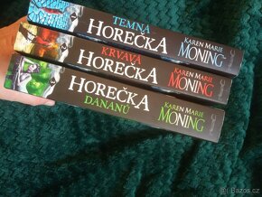 K.M-MONING:Horečka Dananů TRILOGIE - 4