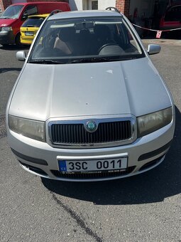 Škoda Fabia combi 1.4 16v klima jen 119k pravých  najeto - 4