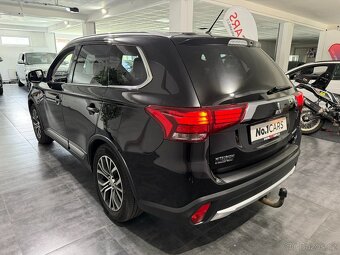 Mitsubishi Outlander 2,3 DI-D INTENSE+ 4WD 7MÍST DPH - 4