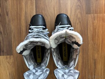 Brusle Bauer Vapor 3X - 4