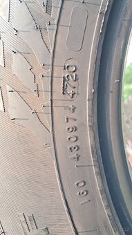 NOKIAN WR SNOEPROOF 195/65 R15 91H - 4