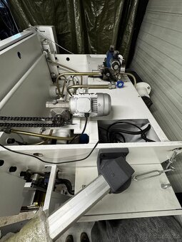 Ohraňovací lis GENUO 30t 1600mm NC - ihned k odběru - 4