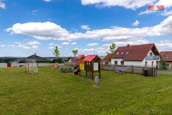 Prodej pozemku k bydlení, 829 m², Žleby, ul. Zahradní - 4