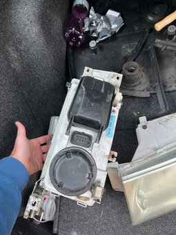 Přední světlomety Škoda Octavie 1 - 4